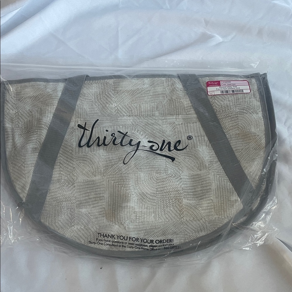 New- Thirty-One Patterned Gray Tote